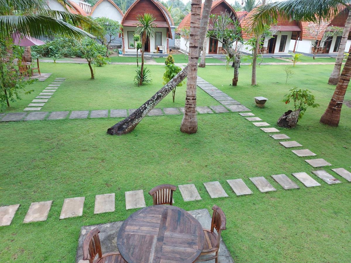 The Tinsi Otel Toyapakeh Dış mekan fotoğraf