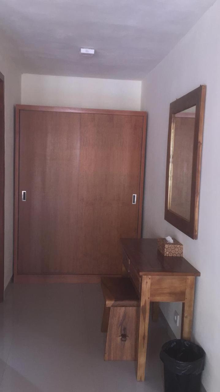 The Tinsi Otel Toyapakeh Dış mekan fotoğraf